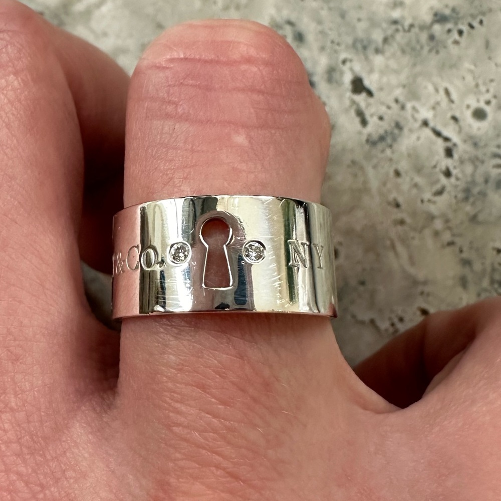 Tiffany & company size size 7 silver